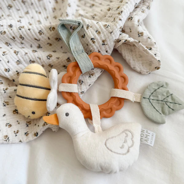 Goose and Friends Ring Activity Toy