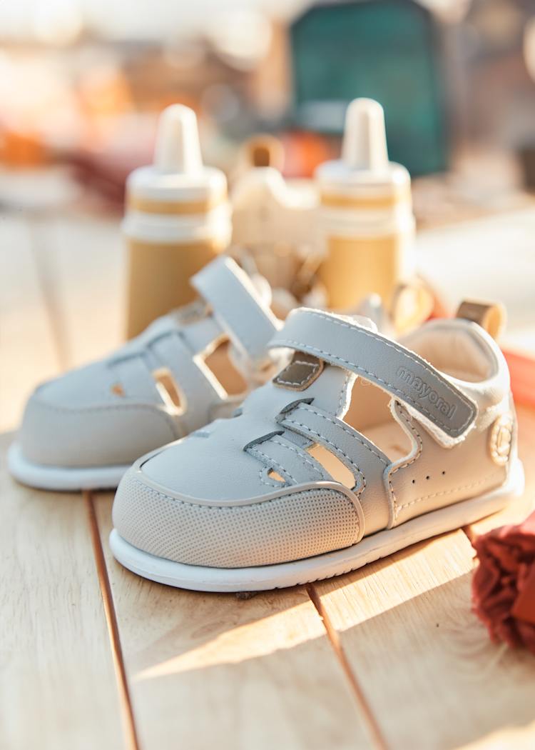 41662 Natural Boy Sandal