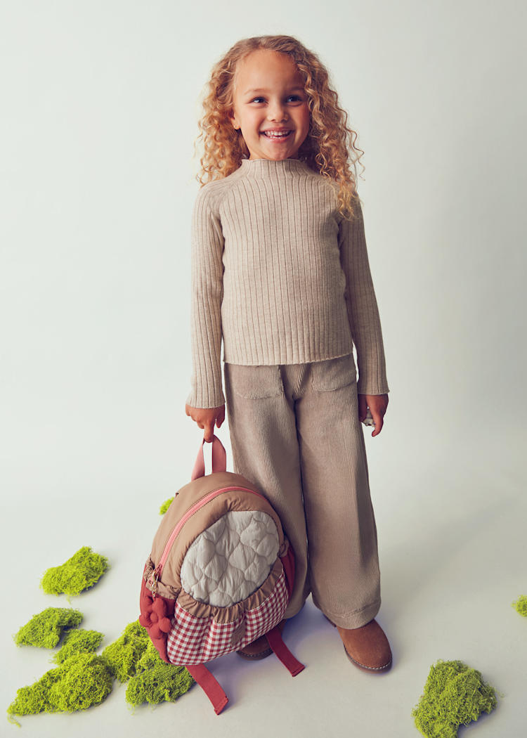 Toffee Rib Turtle Neck