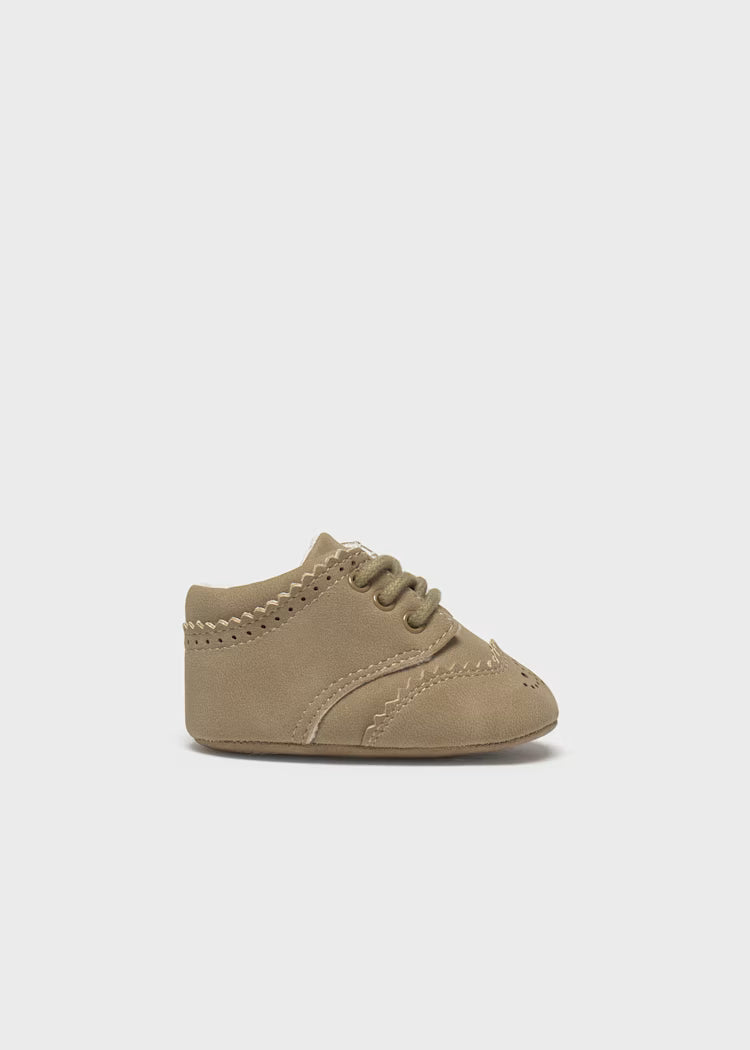 9945 Dark Beige Shoes