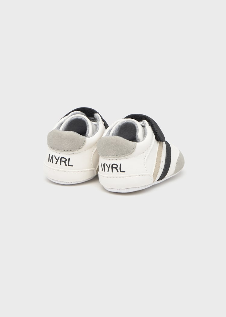 9899 Trainer Sole