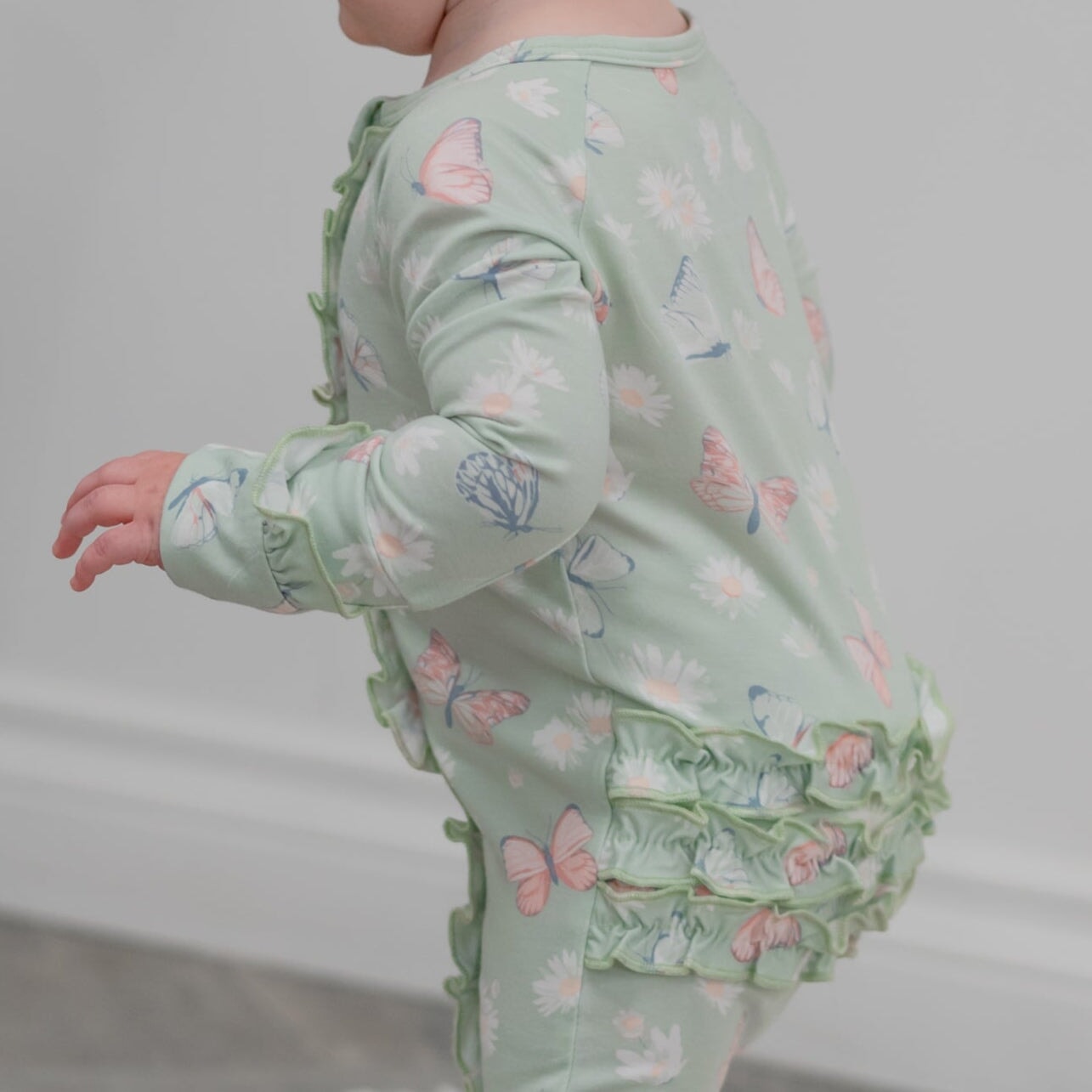 Ruffle Butterfly Daisy Footie