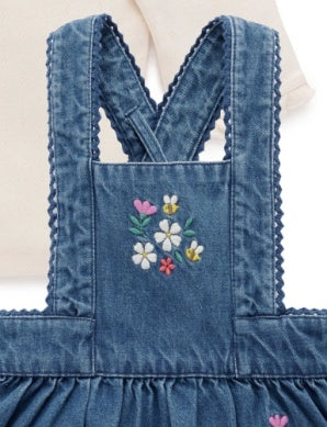 Emboirderd Pinnie Set