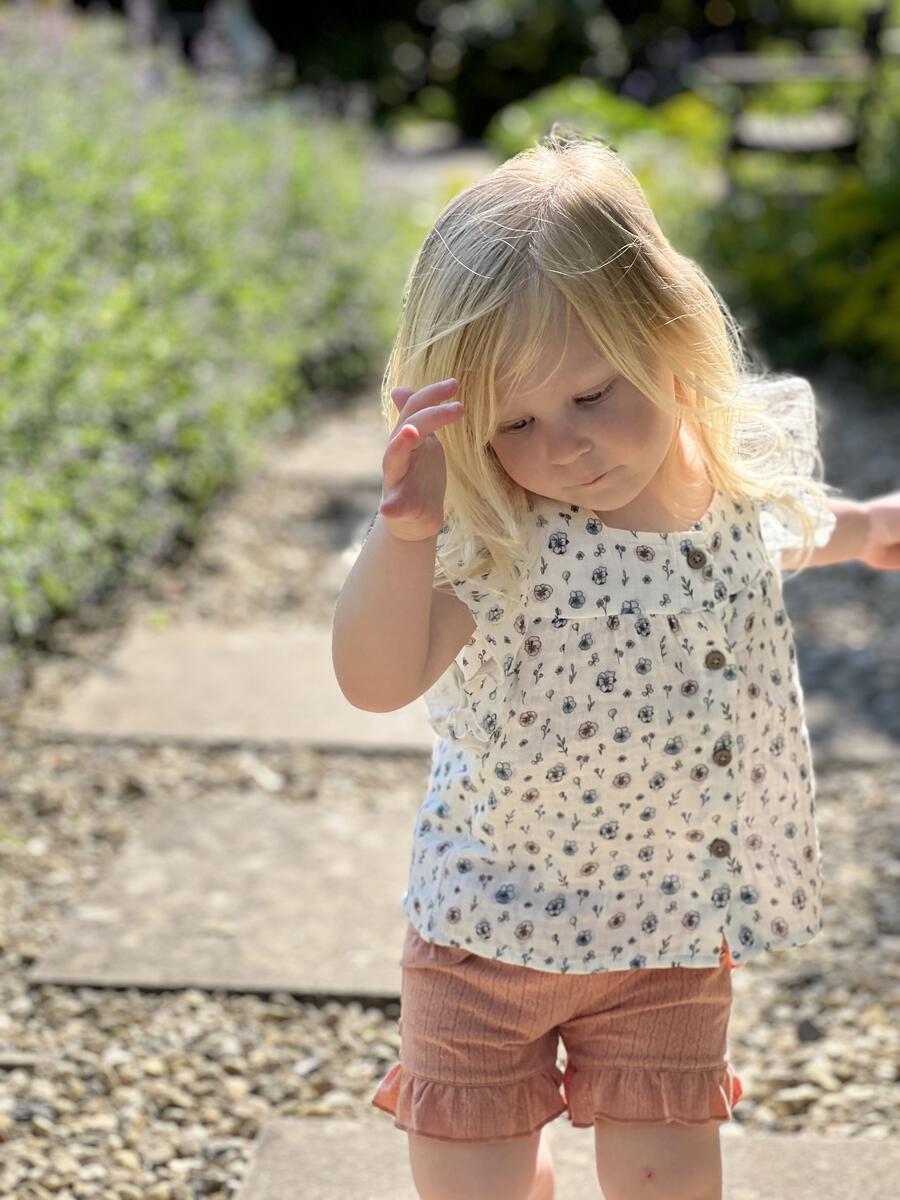 Isabella Blouse White Flowers