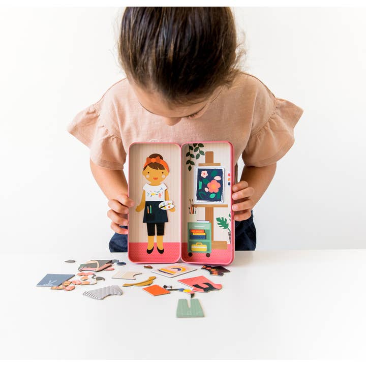 At The Studio Magentic Playset