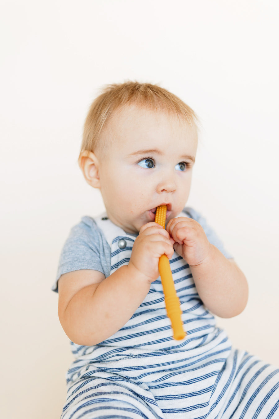 Magic Teething Wand Mustard