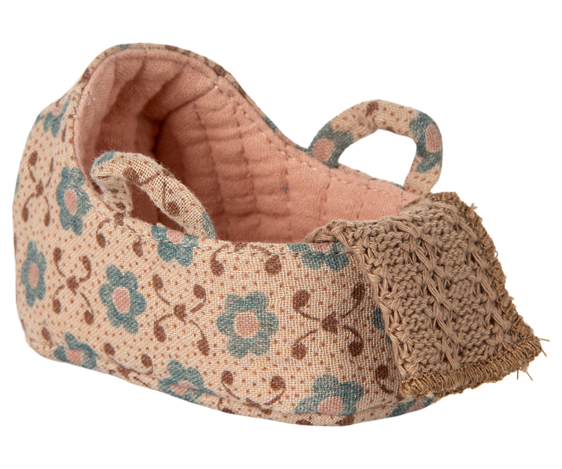 Carry Cot Baby Mouse