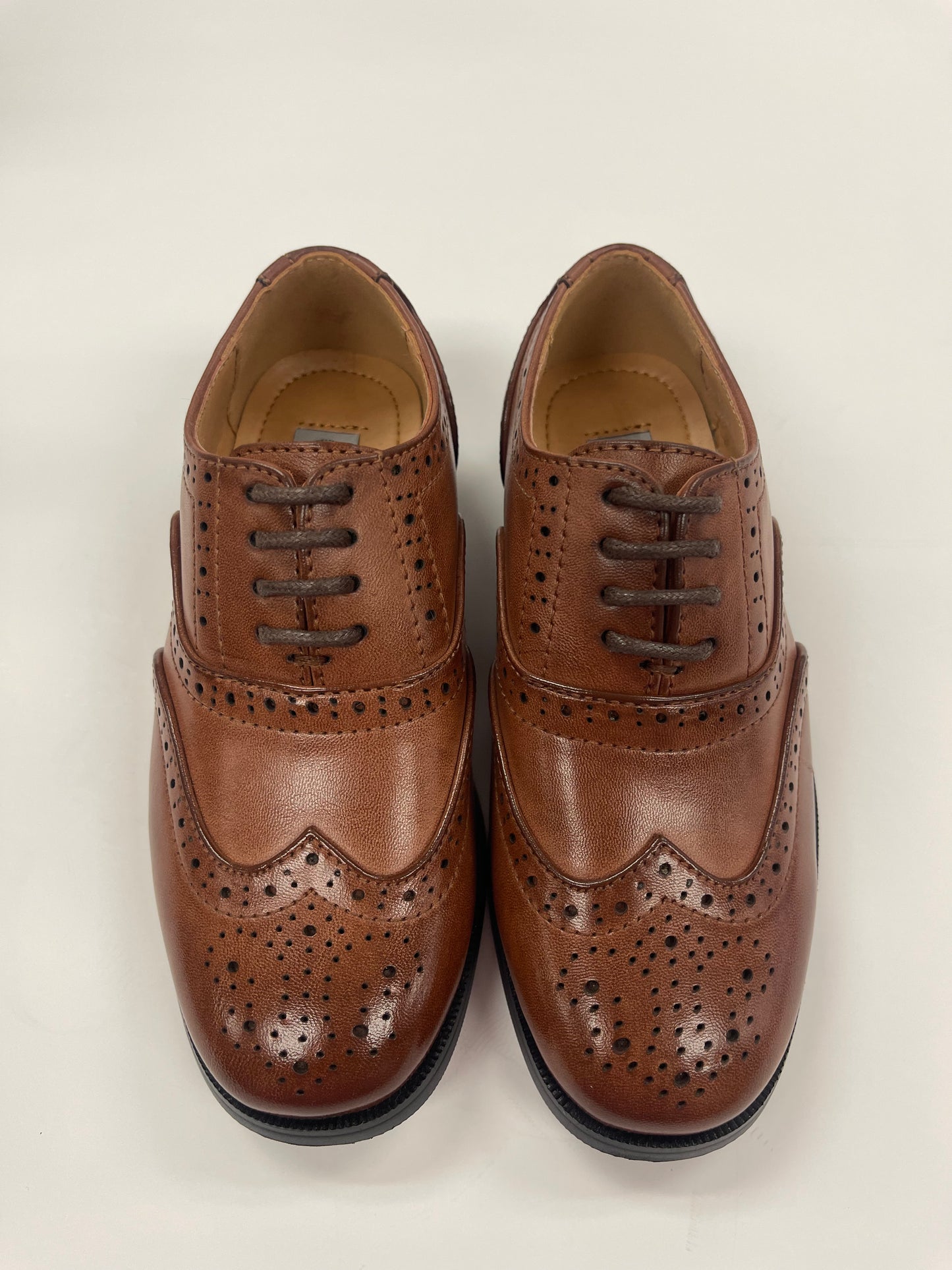 S122 Wingtip Brown