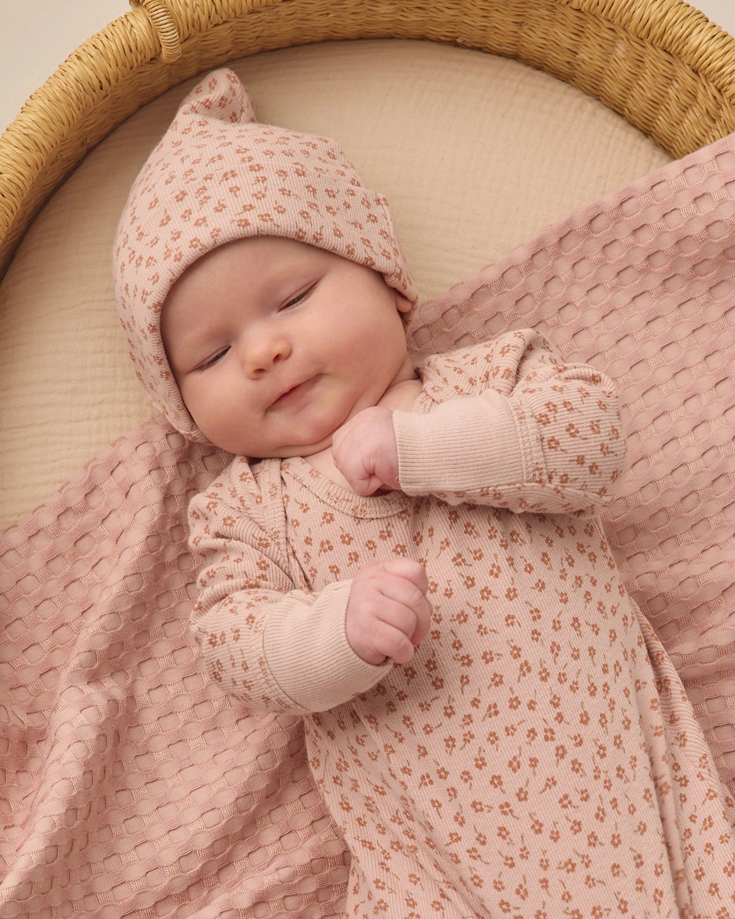 Knotted Baby Gown & Hat Set Posy
