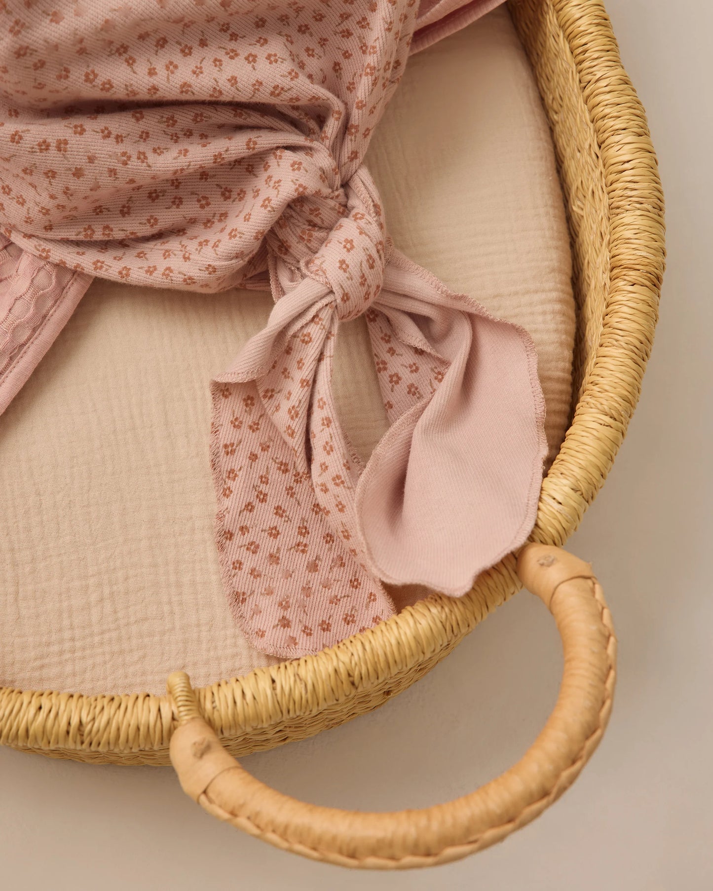 Knotted Baby Gown & Hat Set Posy