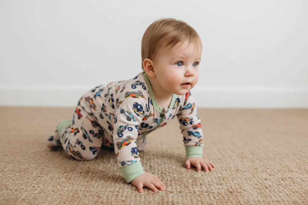 Monster Trucks Footie