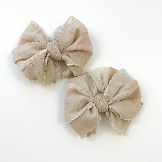 Champagne Ruffle Clip Set