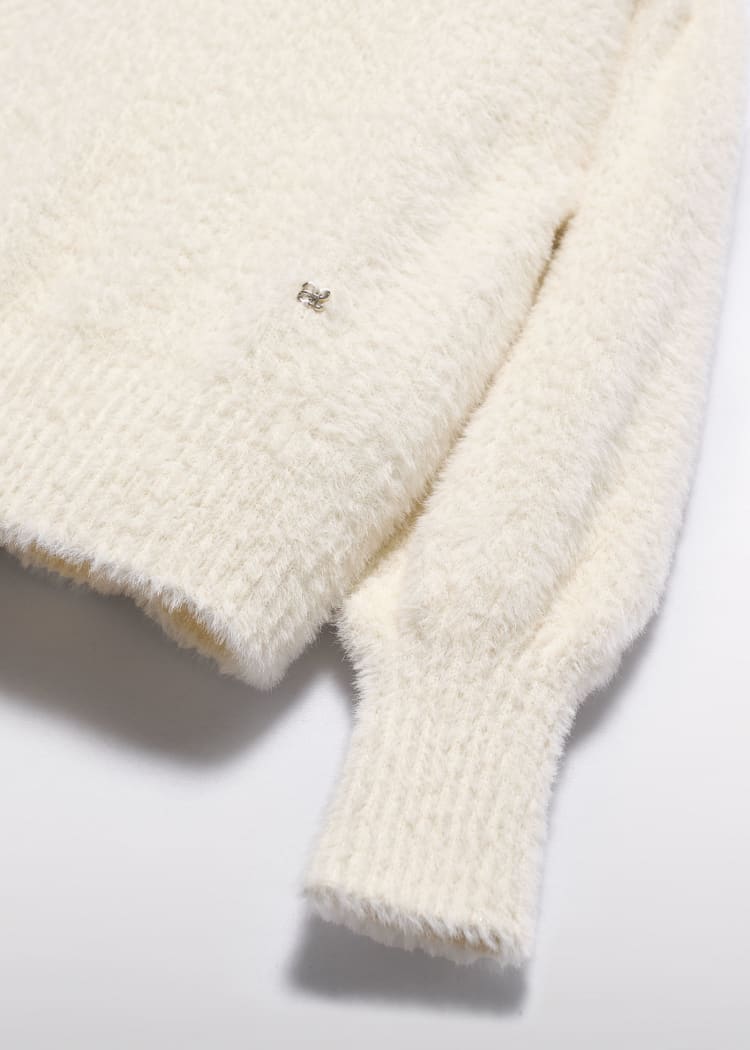 5822 Cream Fur Sweater