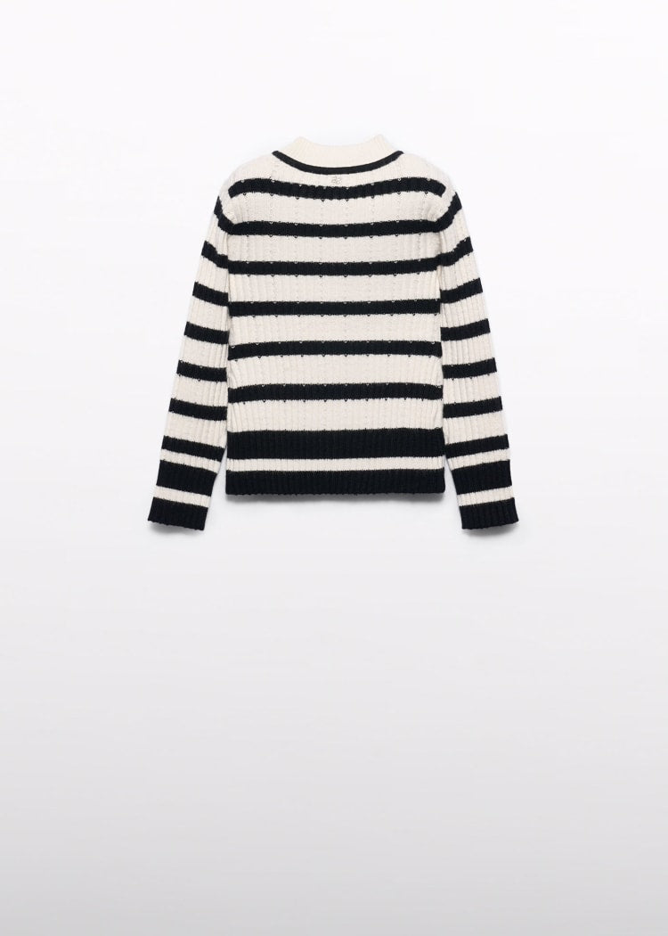 5829 Knit Striped Turtleneck