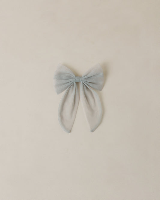 Everly Bow Sky